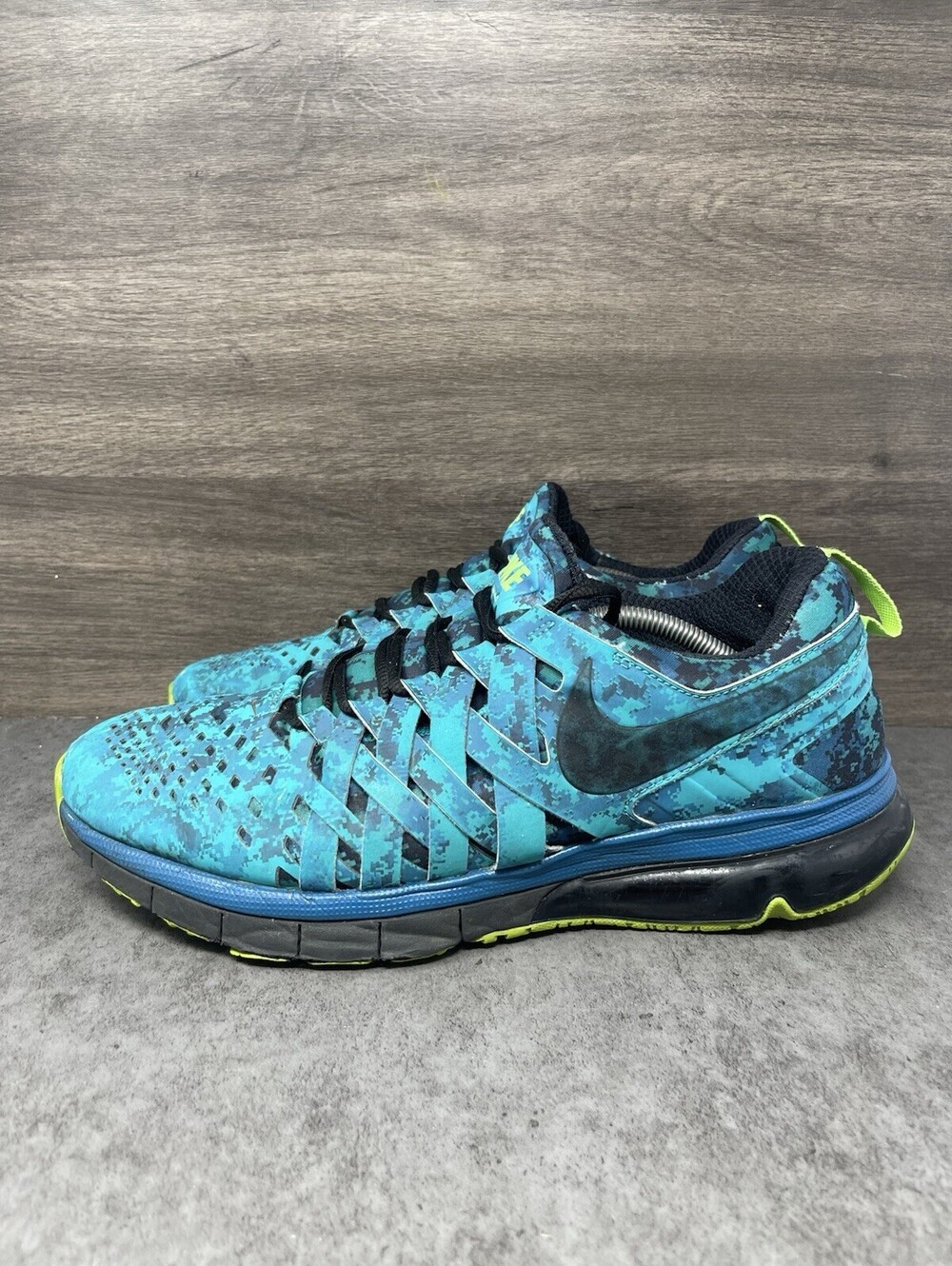 Nike Fingertrap Max NRG Turbo Green Size 13 Mens Camo Training Shoes 644672-301